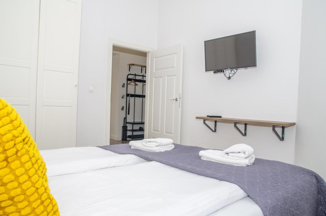 Inpoint Wielopole 32 Boutique Apartments Old Town&Kazimierz District Krakow Exterior photo
