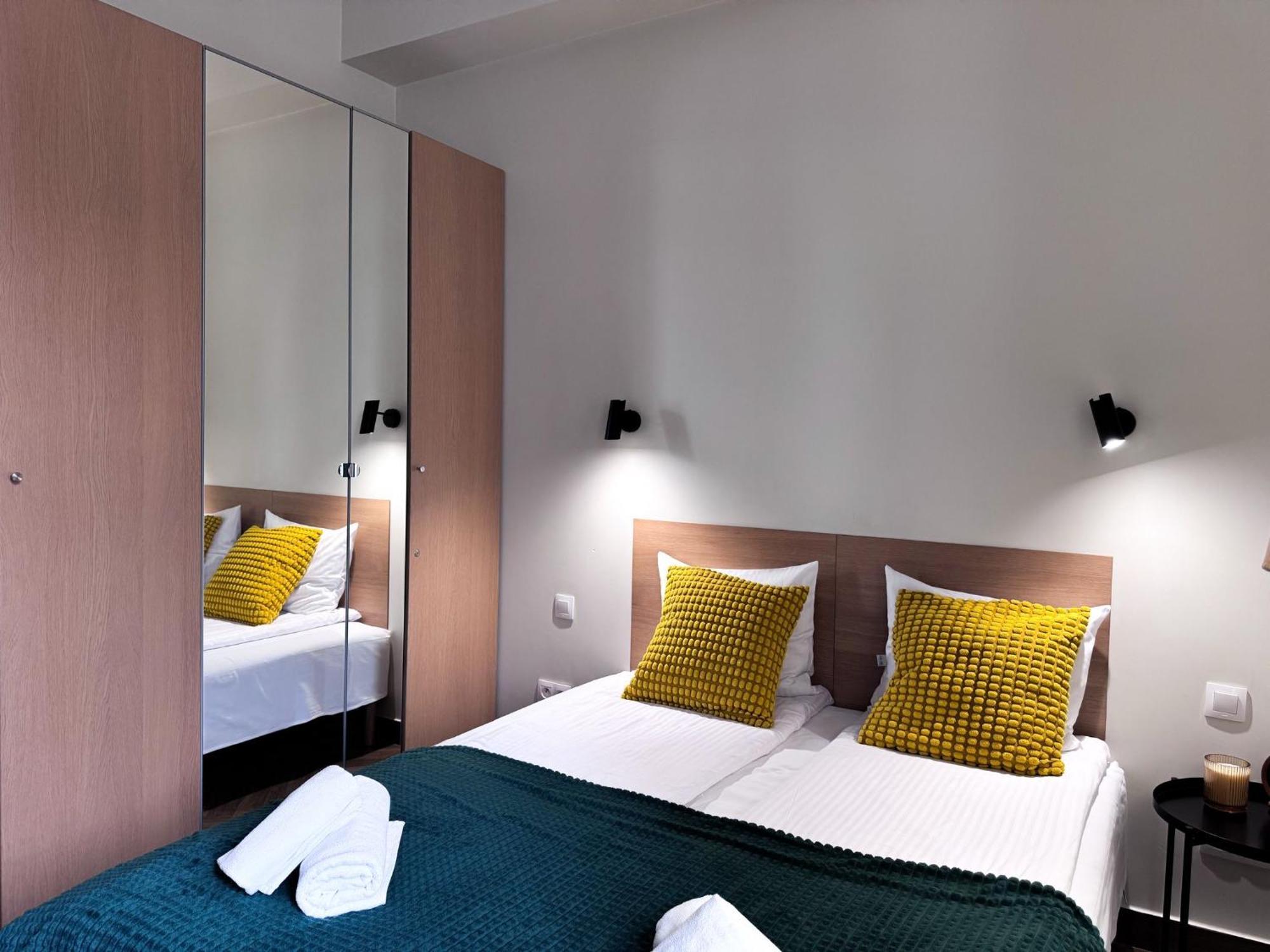 Inpoint Wielopole 32 Boutique Apartments Old Town&Kazimierz District Krakow Room photo